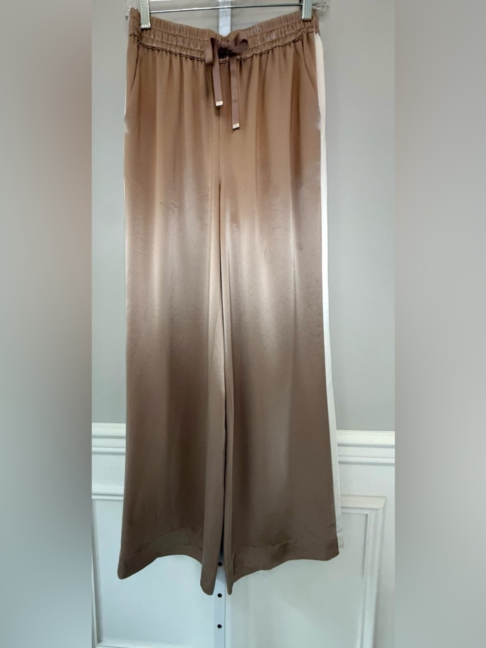 NWOT Cami NYC Satin Wide Leg Pants Champagne Ivory Stripe Drawstring S